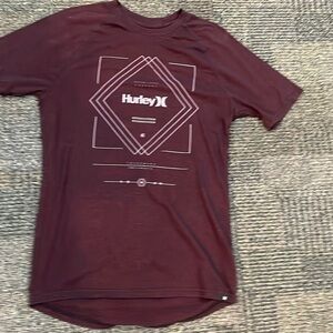 Hurley Maroon Medium Short Sleeve T Shirt